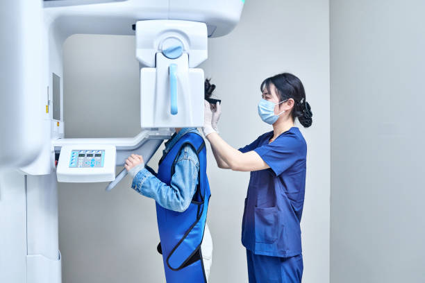 Best Emergency Dental Extractions in Seeley, CA